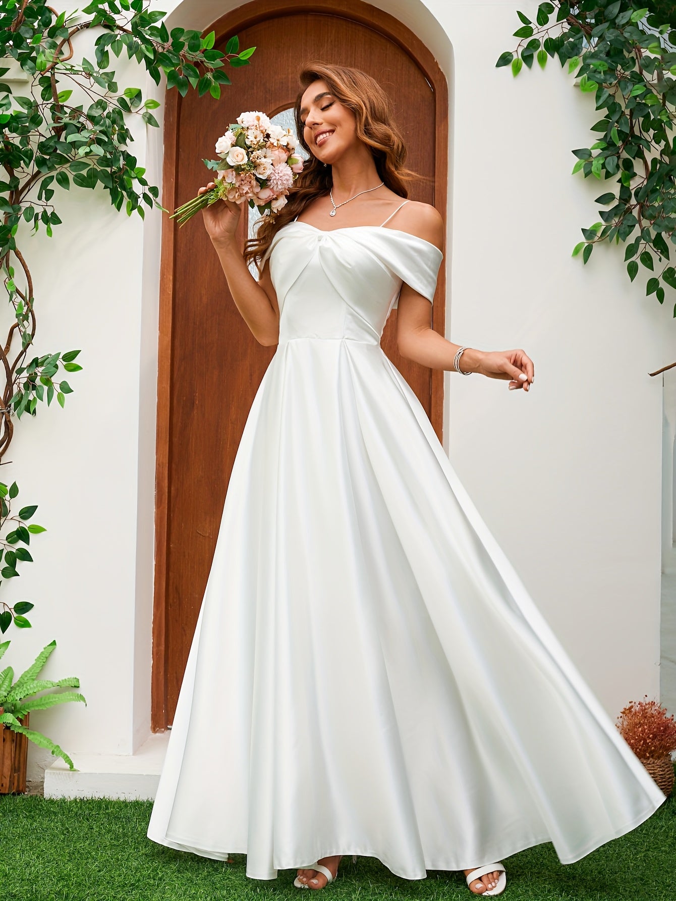 Women's Elegant Off-Shoulder Wedding Dress - Formal prom, Bridal gown with, Long Formal event, A-Line Skirt for a Flawless Wedding Day Look, Wedding Dresses for Bride, Delicate Detailing