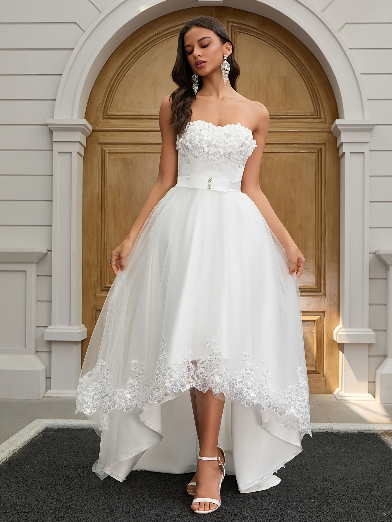 Women's Elegant Strapless bridal wedding gown - Flattering Formal party dress with Floral train, A-Line silhouette for Bridal, Prom, Galas - White Ballgown, Evening Wear, Asymmetrical Hemline, Highquality Fabric, Prom Attendees