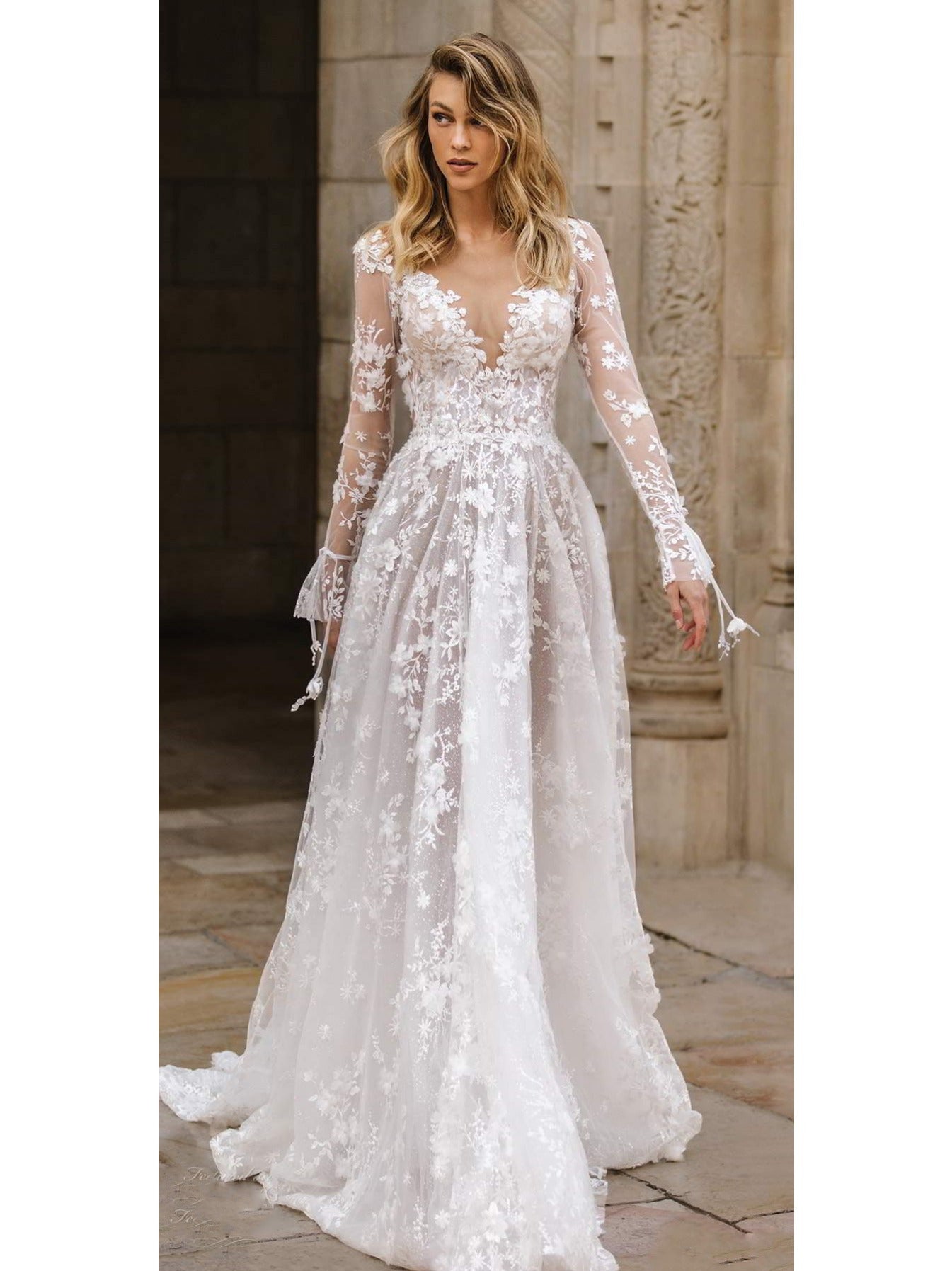 Women's Elegant Floral Lace Wedding Guest & Bridesmaid Dress - V-Neck Long Sleeve Semi-Sheer Floor-Length Evening Gown with Mermaid Silhouette for Weddings & Formal Events, Wedding Dress, Delicate Fabric Detail