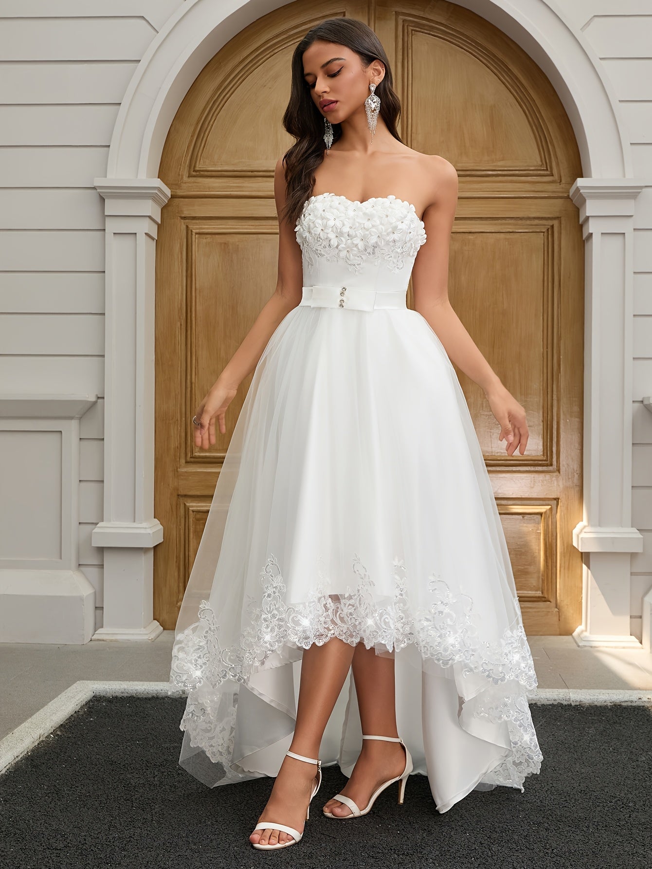 Women's Elegant Strapless bridal wedding gown - Flattering Formal party dress with Floral train, A-Line silhouette for Bridal, Prom, Galas - White Ballgown, Evening Wear, Asymmetrical Hemline, Highquality Fabric, Prom Attendees